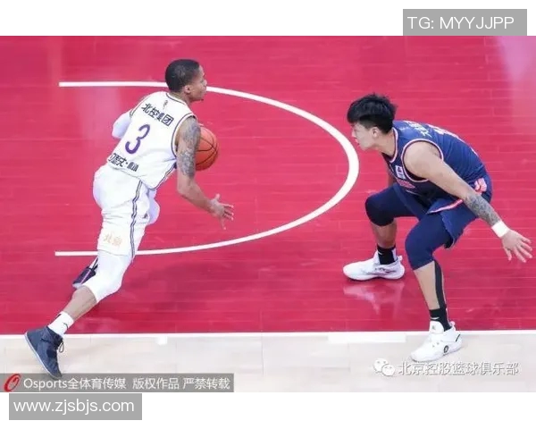 成都羽毛球队包夹战术的创新与发展探讨